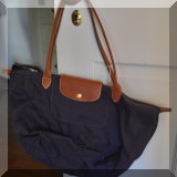 H15. Purple Longchamp bag. 